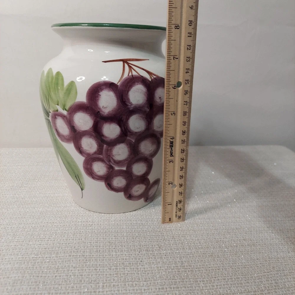 Coop Ceramiche Toscane Italy Handpainted‎ Grape Ceramic Vase White Green Purple